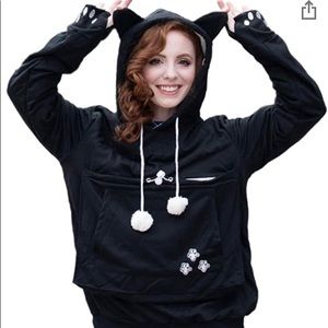 Black hoodie with cat pouch